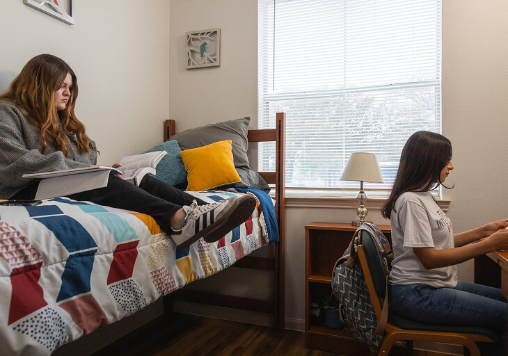 Gallery Slider Dorm Students