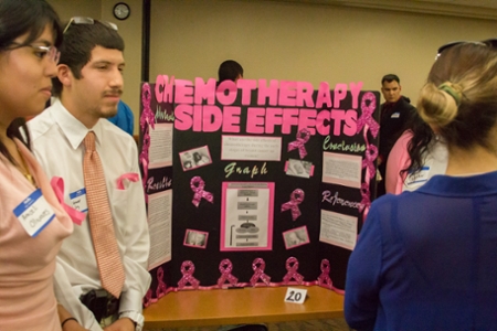 TAMIU Students demonstrate their research.
