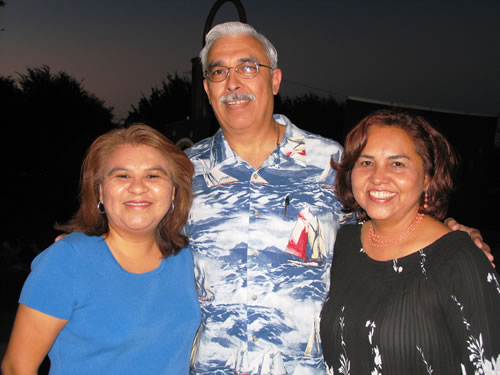 Blanca Bermudes Salvador and Hilda Mercado