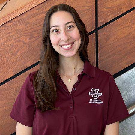 Image of Elizabeth Zubeldia