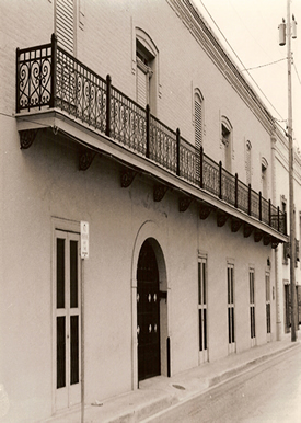 casaortiz_entrance