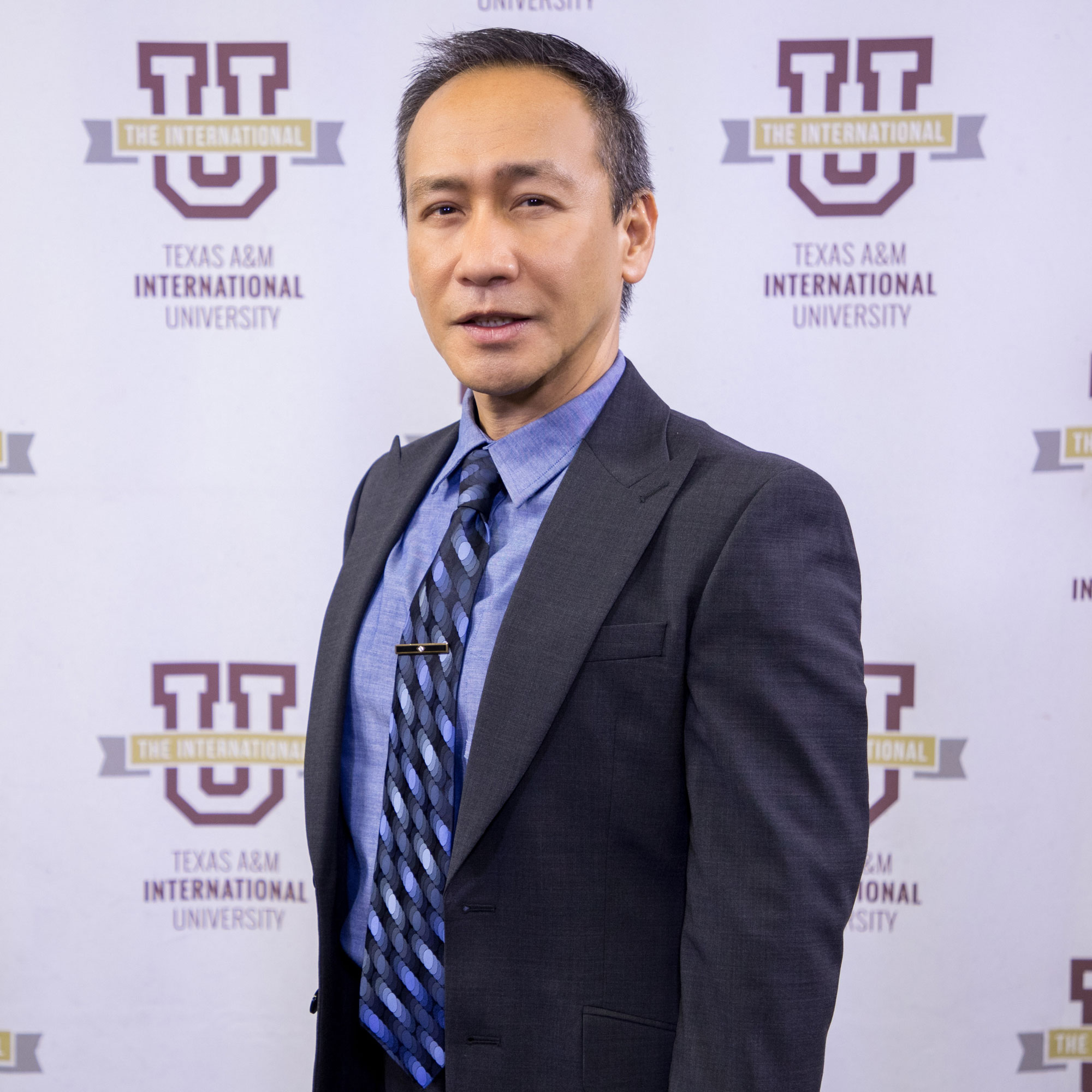 Dr. Marcus Ynalvez