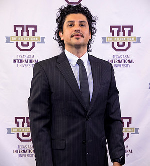 Dr. Desi Vasquez