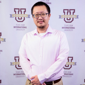 Xinyue Liu