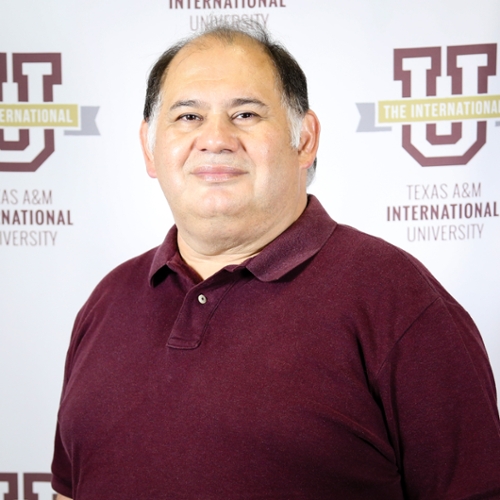Dr. Sergio Garza