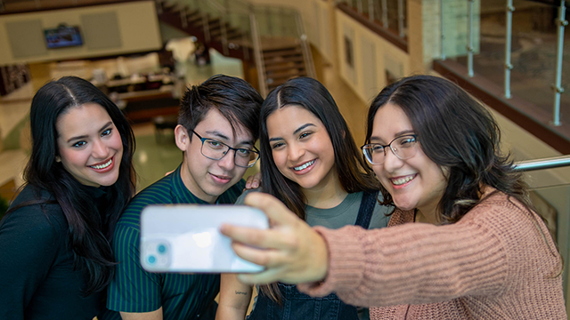 Stay Connected Students
