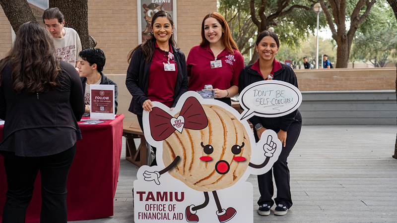 Concha - Financial Aid Bread Campaign