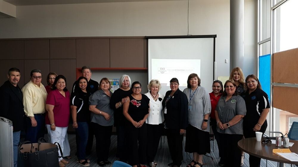 An appreciation luncheon at the Fernando A. Salinas Community Center recently recognized Webb County leadership for its partnership in Sí Texas - Juntos for Better Health, a targeted effort to improve the health outcomes of County residents.