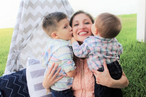 Diana Valdez with her children