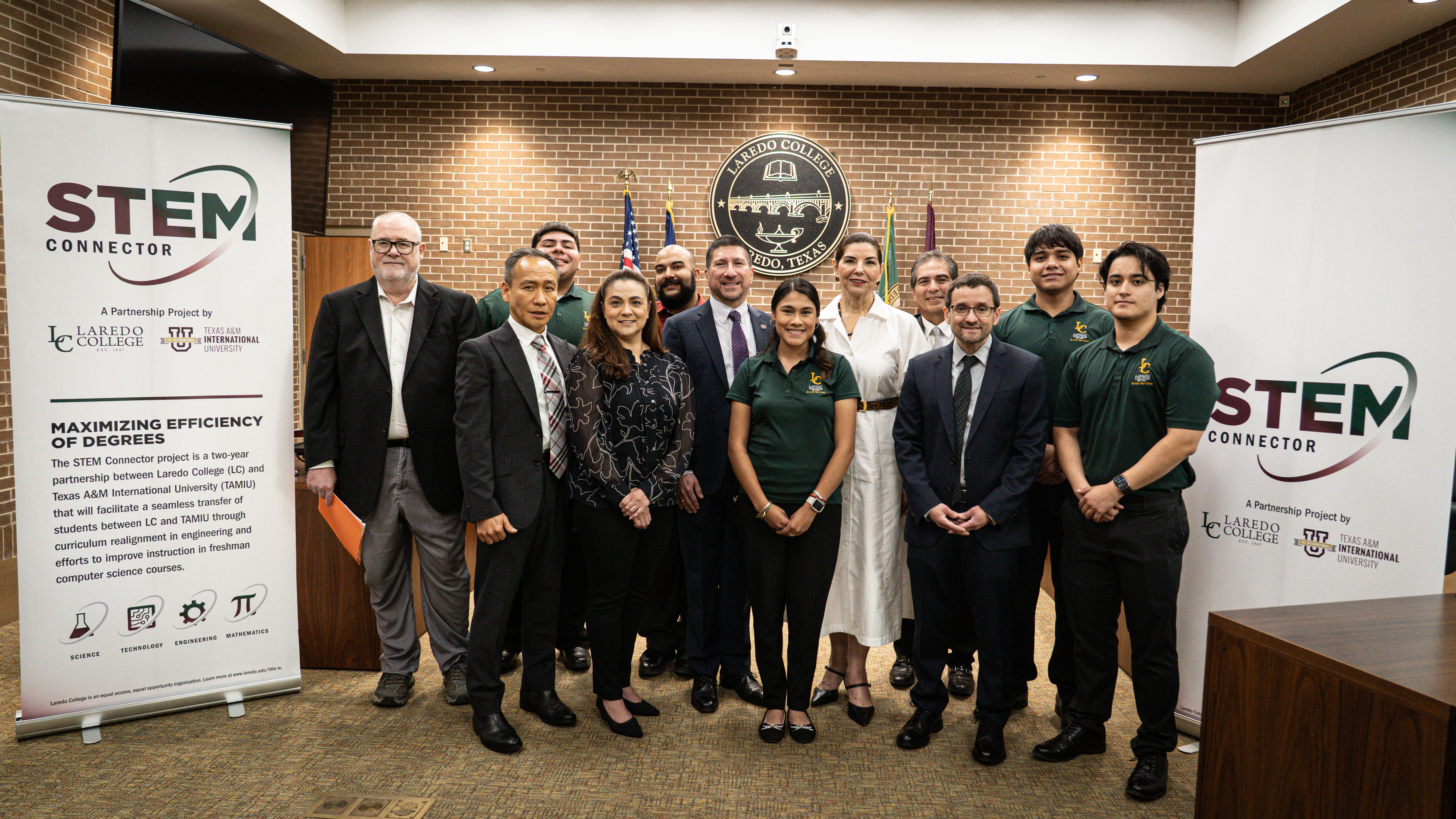 TAMIU and Laredo College administration announce a new opportunity for STEM students.