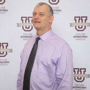 tamiudr.-colin-campbell.300.jpg