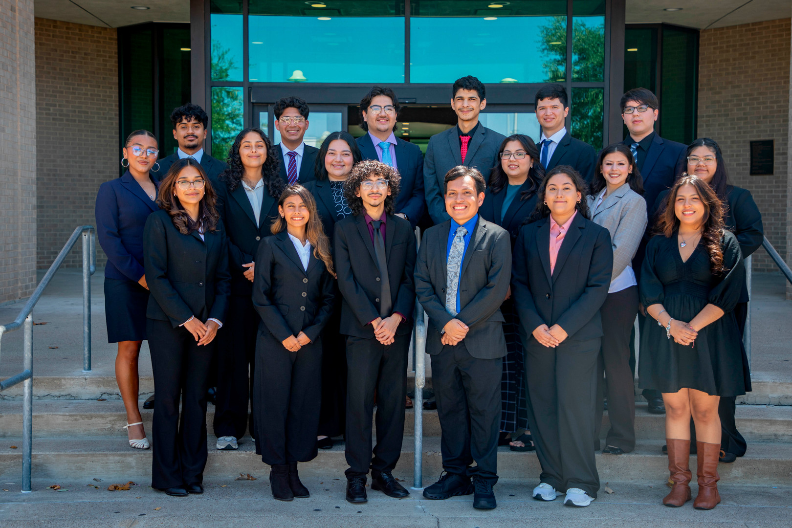 TAMIU summer academy 2026