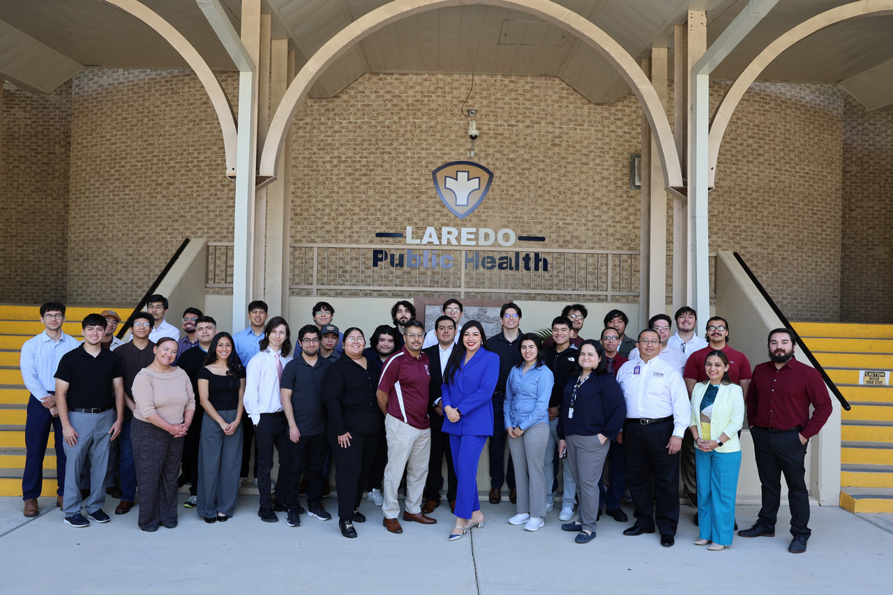 Group photo of project participants and Health Department leadership
