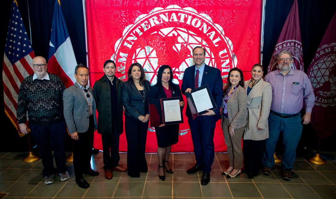 MRGBAHEC-TAMIU MOU Group