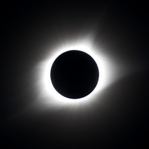 Solar Eclipse Corona1