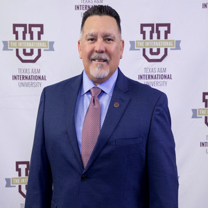 Dr. Lee Banda
