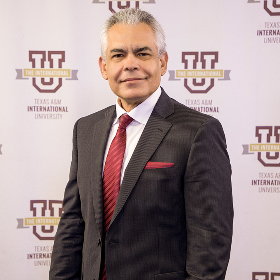 Luis Pérez-Batres