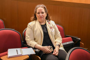 TAMIU U