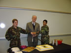 DSC00087.jpg (19kb)