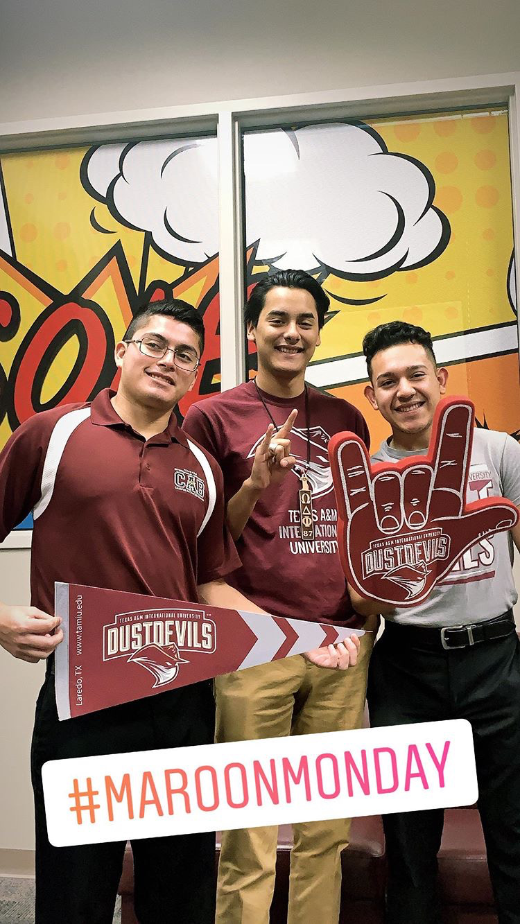 Maroon Monday at TAMIU