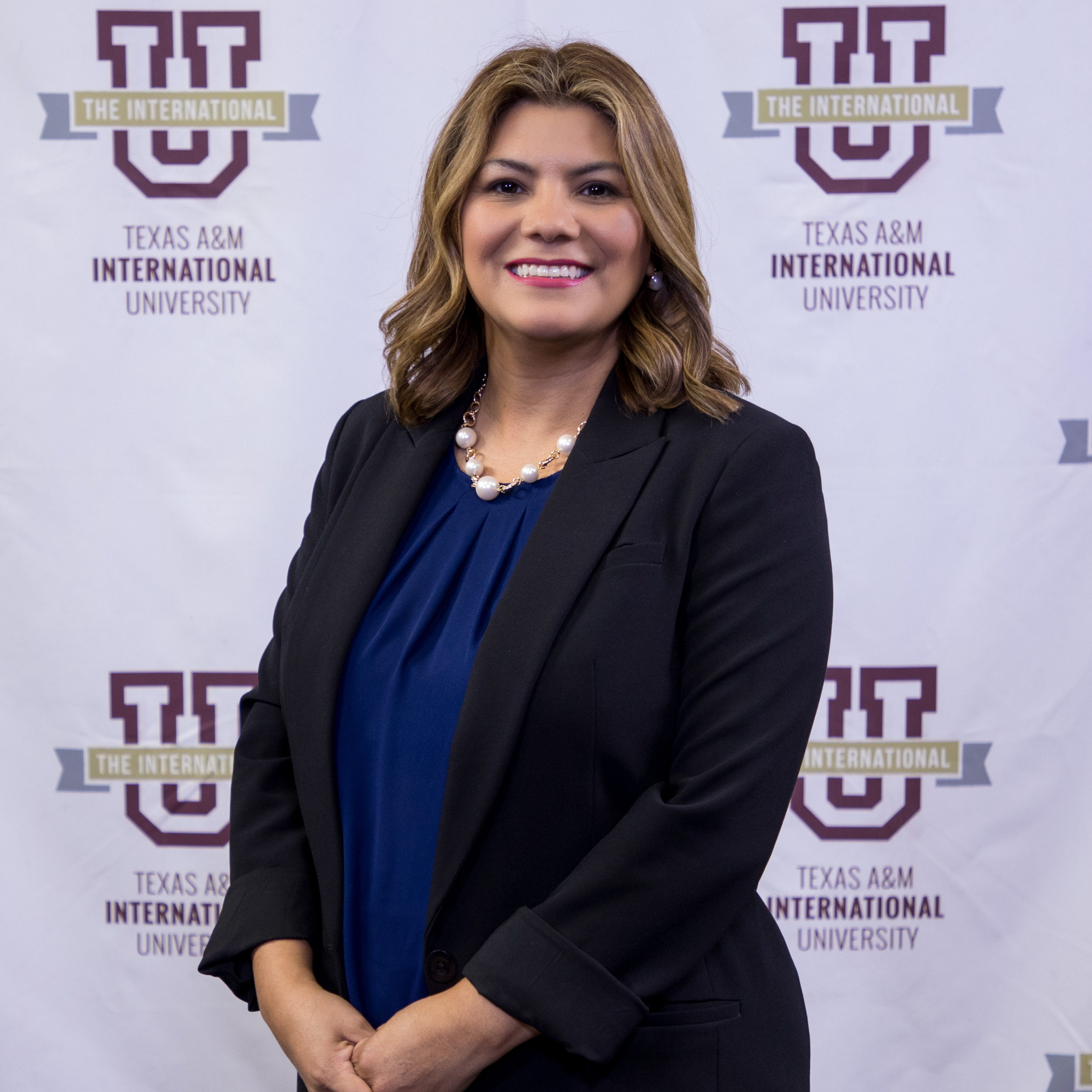 Mayra Hernandez