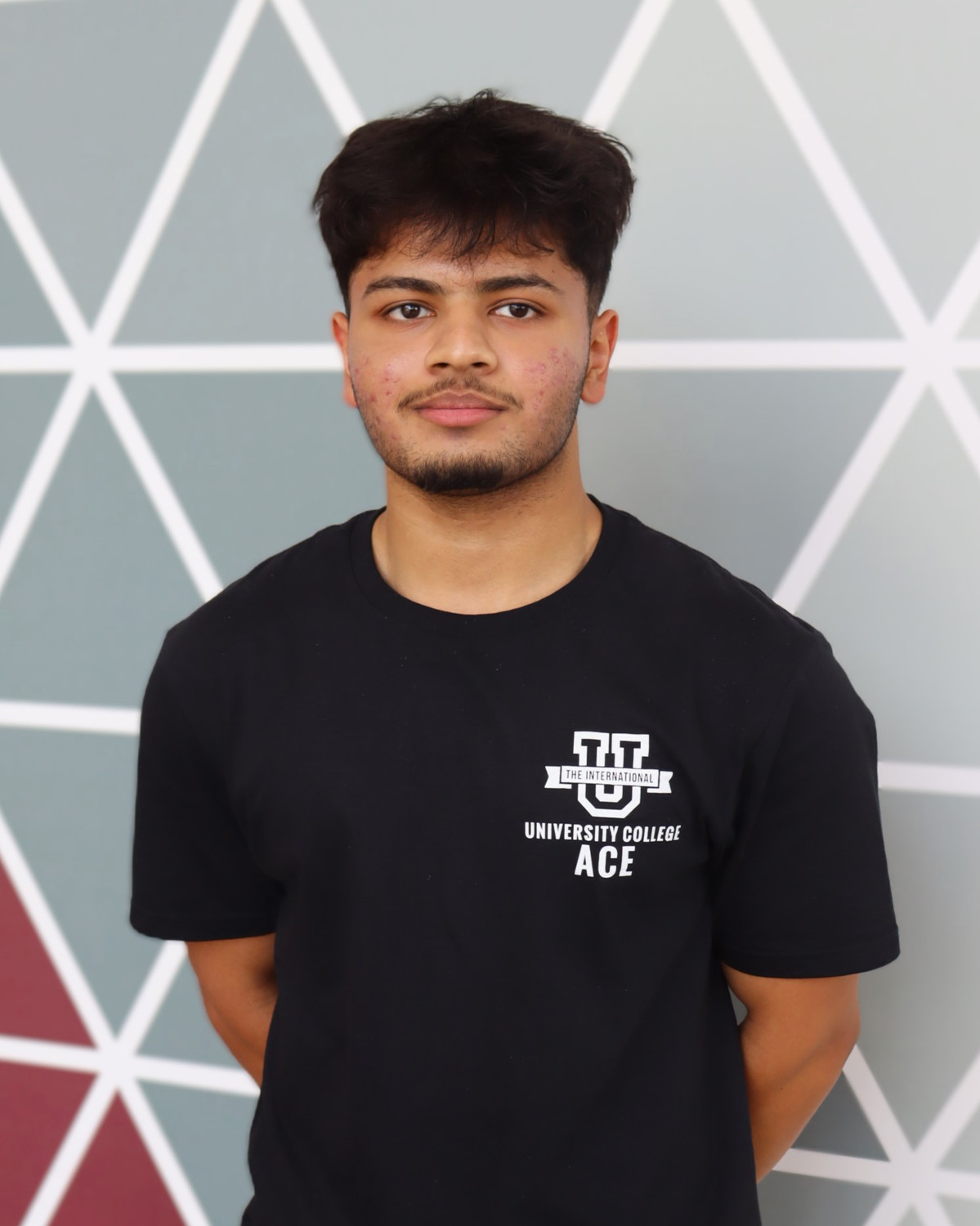 Amav Vakahol