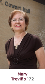 Mary Treviño ‘72